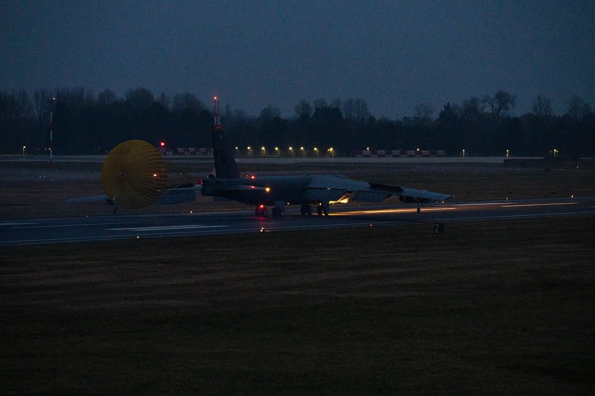 Британія: змову проти авіабази Fairford, ймовірно, координував Іран