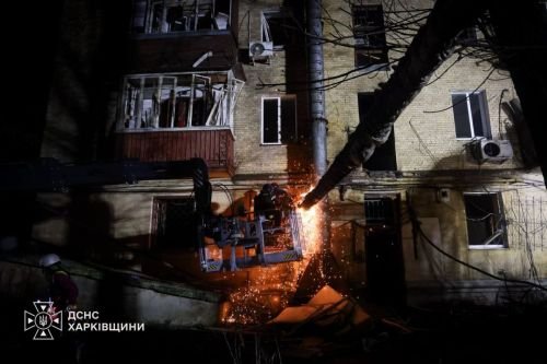 Пошкоджений будинок у Харкові, 12 жовтня