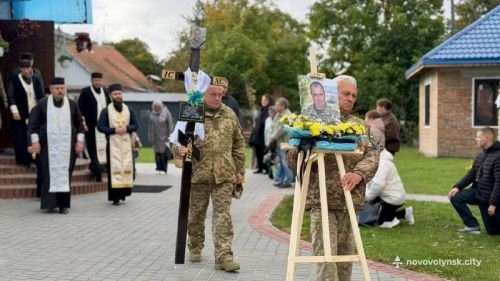 Траурна процесія в Нововолинську